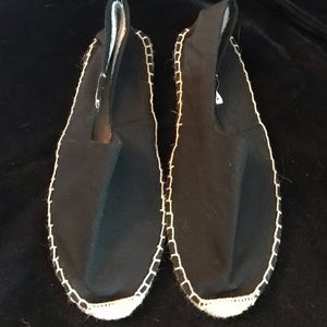 NWOT Soludos flat espadrilles - size 40